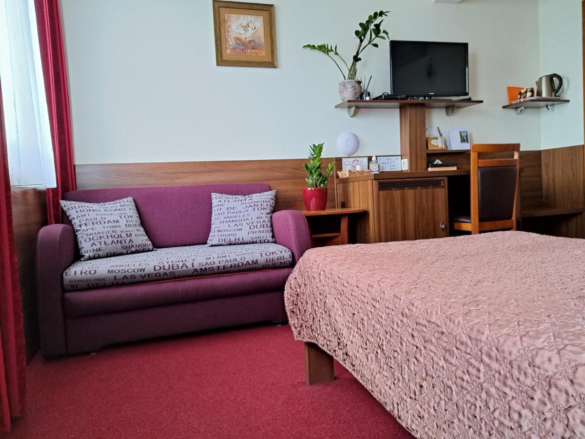 Penzion Kozak B&B Sebedražie Екстериор снимка