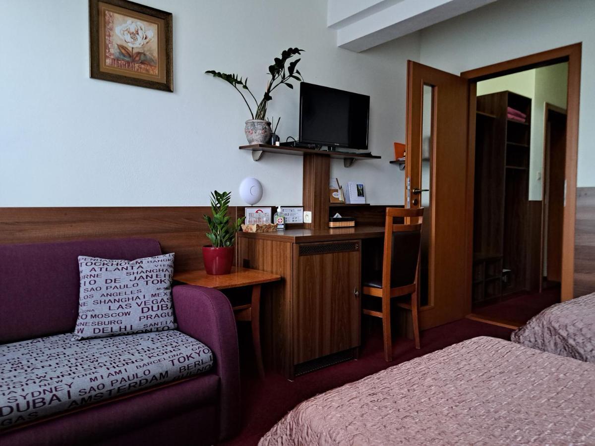 Penzion Kozak B&B Sebedražie Екстериор снимка